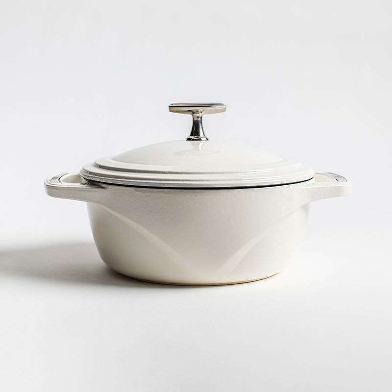 USA Enamel™ Cast Iron Dutch Oven