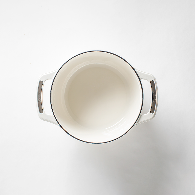 USA Enamel™ Cast Iron Dutch Oven
