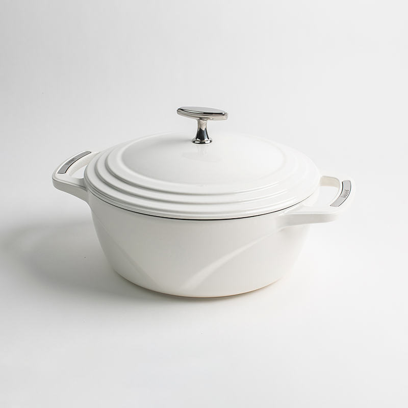 USA Enamel™ Cast Iron Dutch Oven