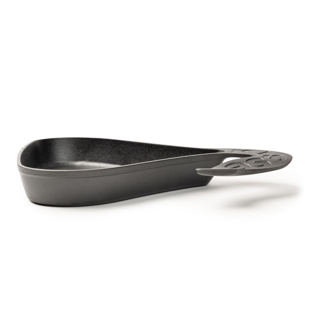 HERSHEY'S KISSES Seasoned Cast Iron KISSES Skillet