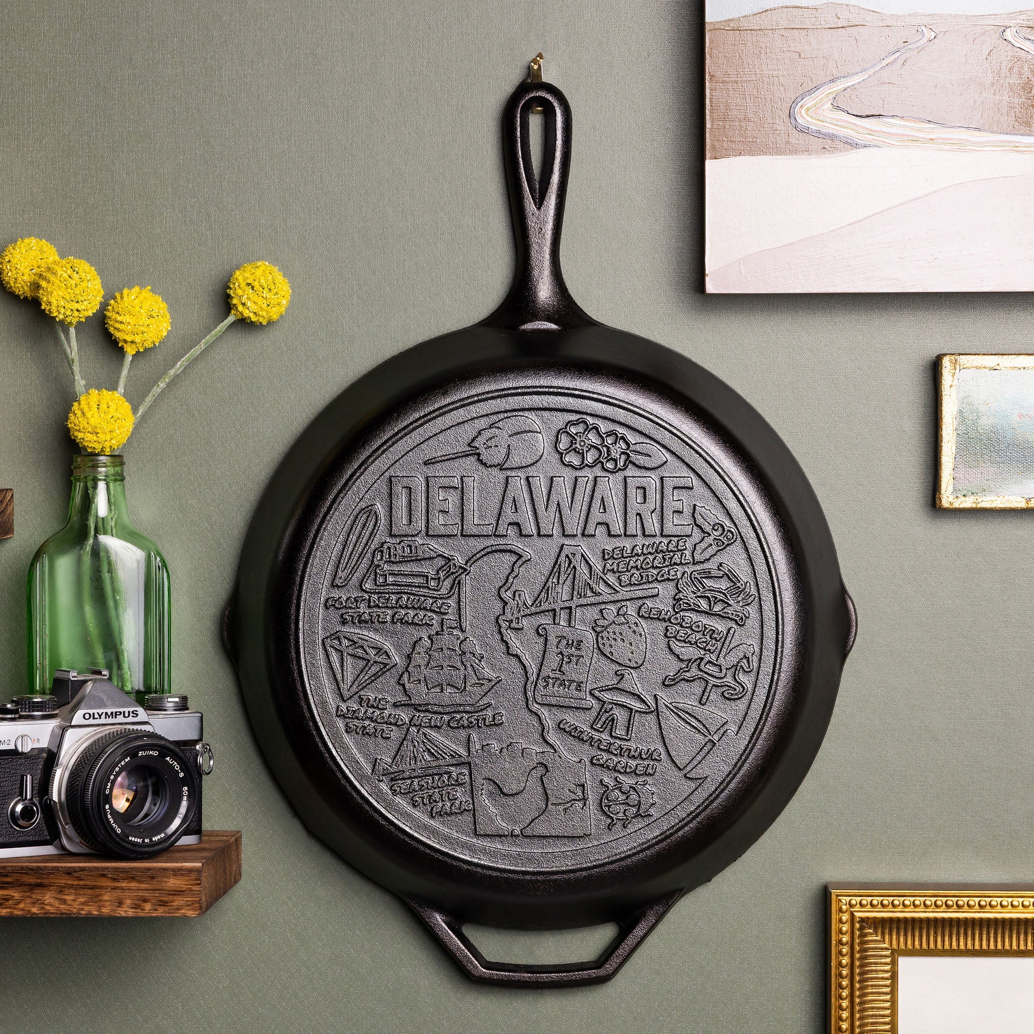 American Road Trip: 12 Inch Seasoned Cast Iron Skillet Delaware