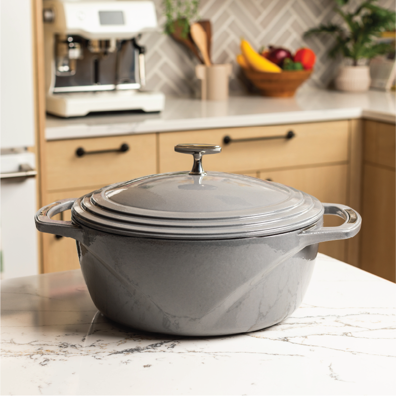 USA Enamel™ Cast Iron Dutch Oven